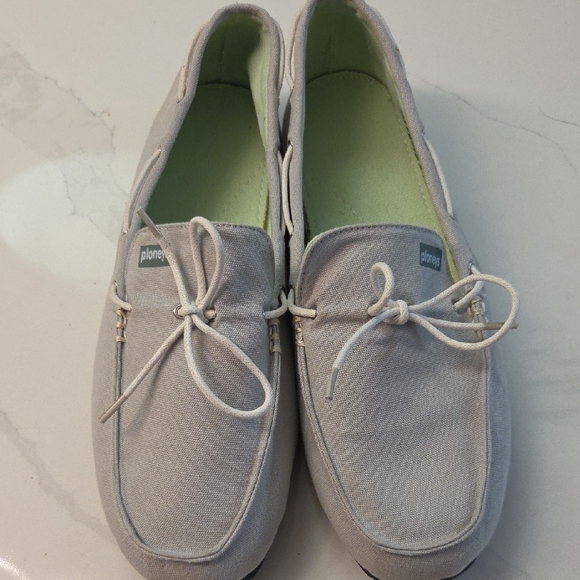 Ploneys Shoes - Women's Light Gray‎ Slip-On Loafers with Bow